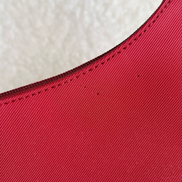 ‼️SOLD ON DEPOP‼️Tommy Hilfiger mini shoulder bag - Picture 3 of 7